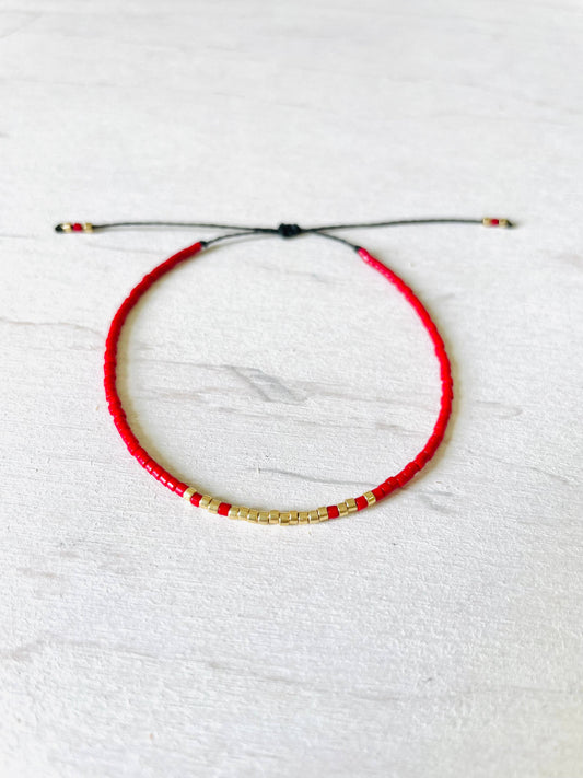 Adjustable Miyuki Pearl Bracelet in Nylon, Rocaille